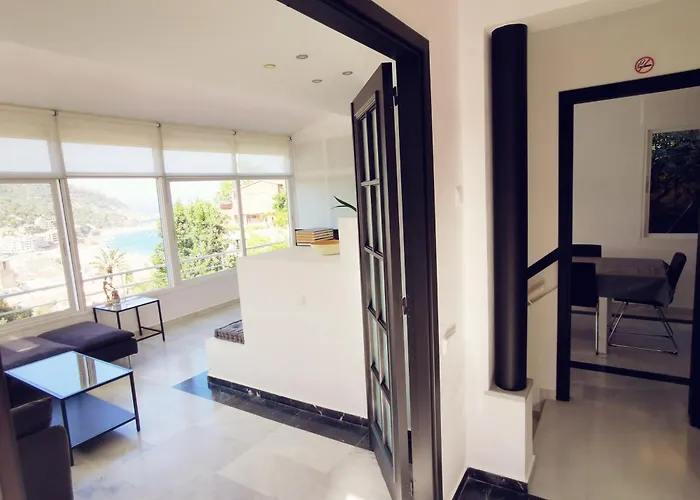 Holiday home Casa Mirador,private Pool, Seaviews